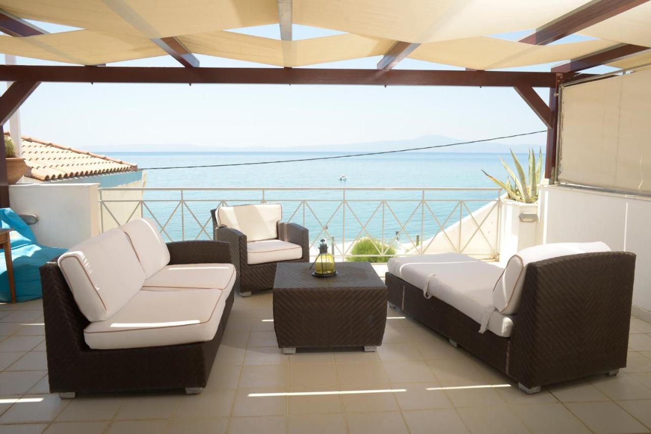 Apartamento Agali 2 Superior Mezonet Front Of The Sea Akrogiali Exterior foto