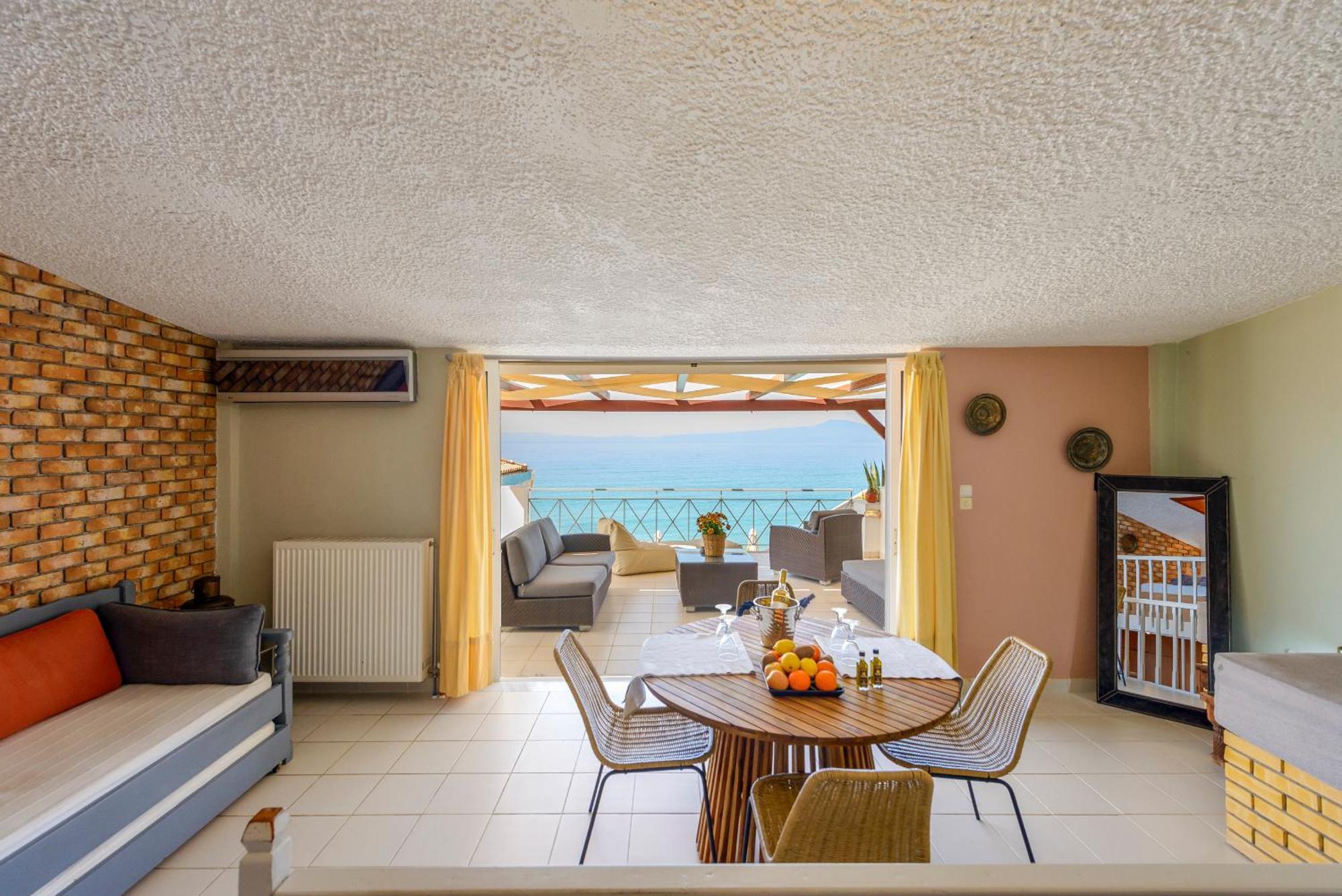 Apartamento Agali 2 Superior Mezonet Front Of The Sea Akrogiali Exterior foto